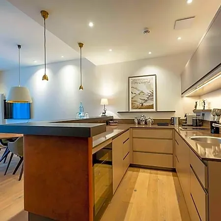 מלון Anklamer Hof 4*